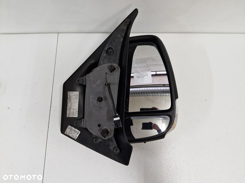 RENAULT MASTER III 3 LUSTERKO DRZWI PRAWE 9 PIN EUROPA 963010146R - 1