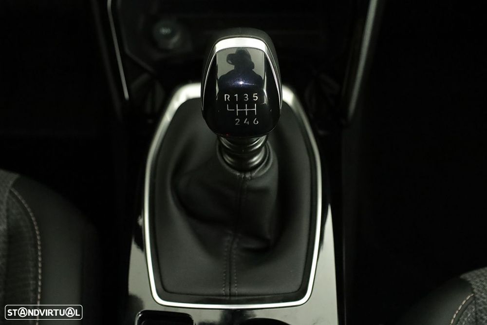Peugeot 2008 1.2 PureTech Allure - 14