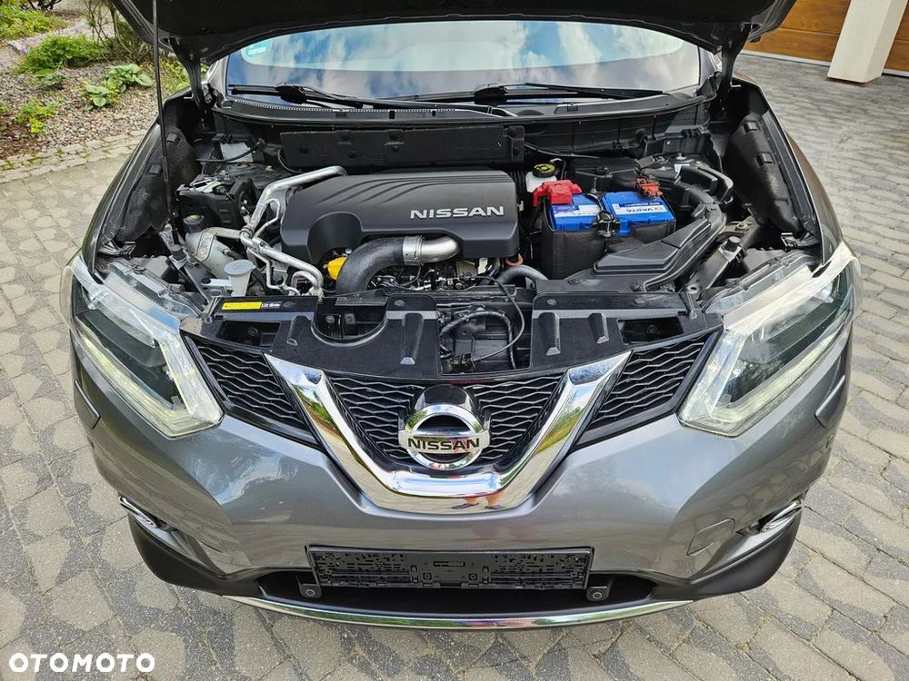 Nissan X-Trail - 40