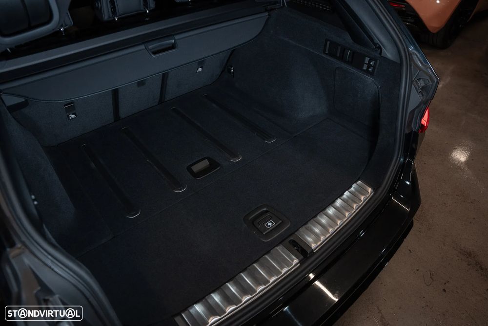 BMW M3 Competition xDrive - 38