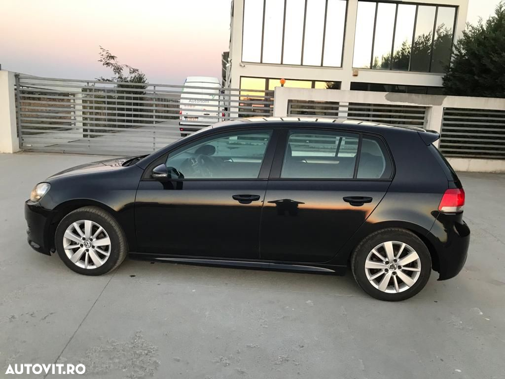 Volkswagen Golf 1.6 TDI BlueMotion Technology DPF Comfortline - 4