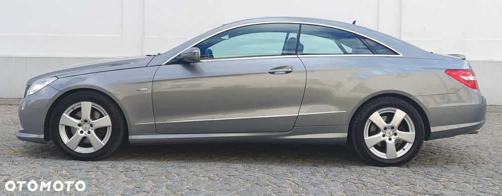 Mercedes-Benz Klasa E 350 CDI DPF BlueEFFICIENCY 7G-TRONIC Avantgarde - 2