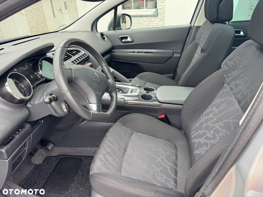 Peugeot 3008 1.6 Premium - 16