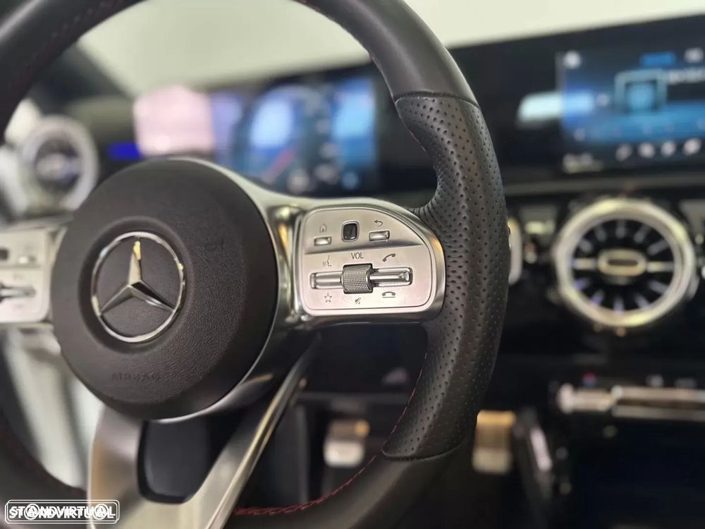 Mercedes-Benz A 160 AMG Line - 15