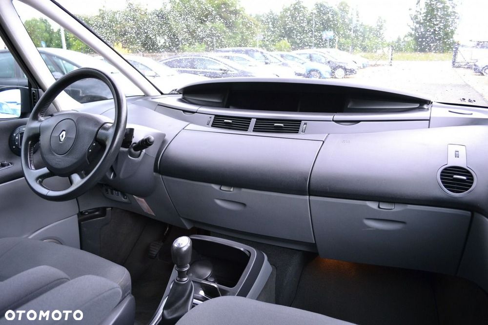 Renault Espace 2.0 Navitech - 8