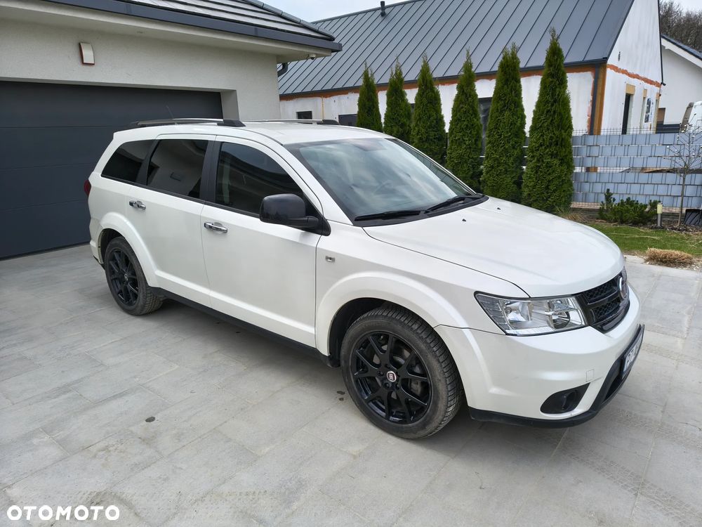 Fiat Freemont 2.0 Multijet Black Code AWD - 4