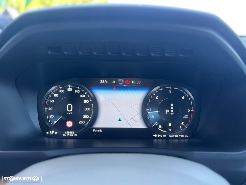 Volvo XC 90 2.0 B5 Plus Bright AWD - 13