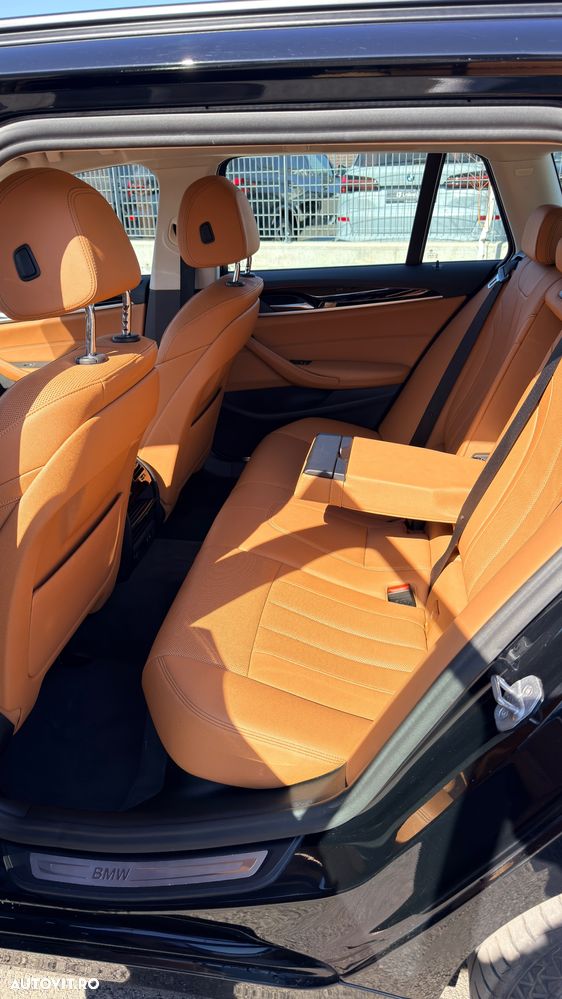 BMW Seria 5 530e xDrive Aut. - 10