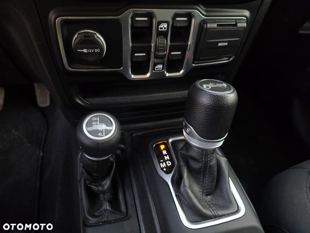 Jeep Wrangler 2.0 T-GDI AWD Automatik Sport - 18