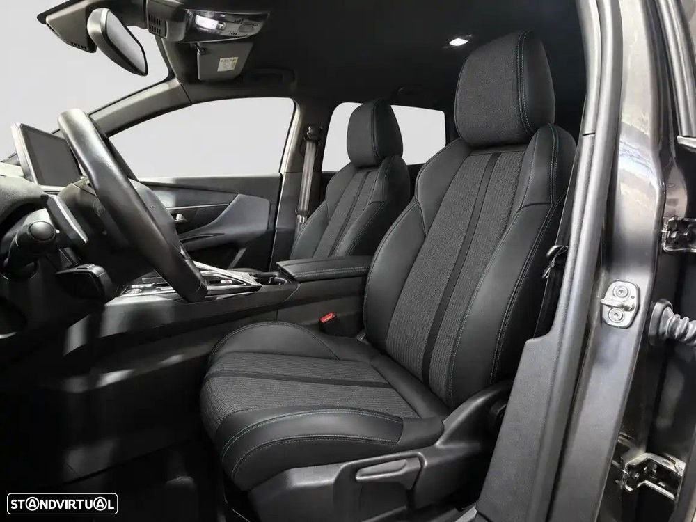 Peugeot 5008 1.2 PureTech Allure EAT8 - 12