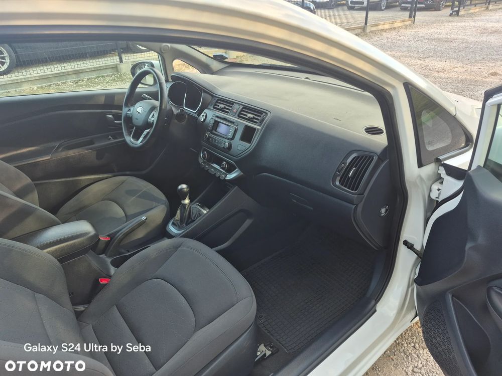 Kia Rio 1.2 Business Line - 23