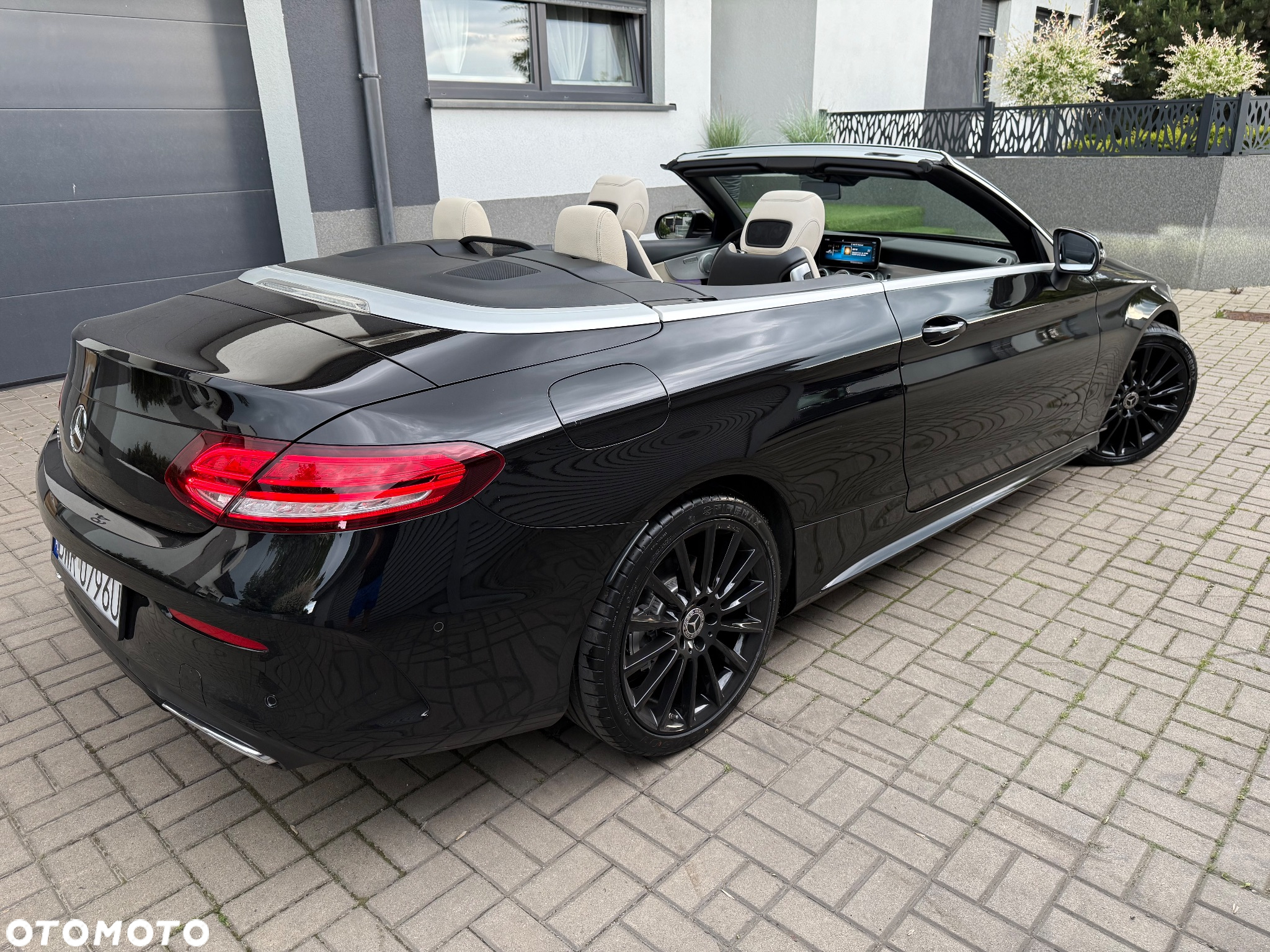 Mercedes-Benz Klasa C 220 d Cabrio 9G-TRONIC AMG Line Plus - 5