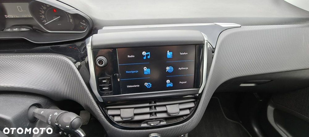 Peugeot 2008 1.2 Pure Tech GPF Style - 19