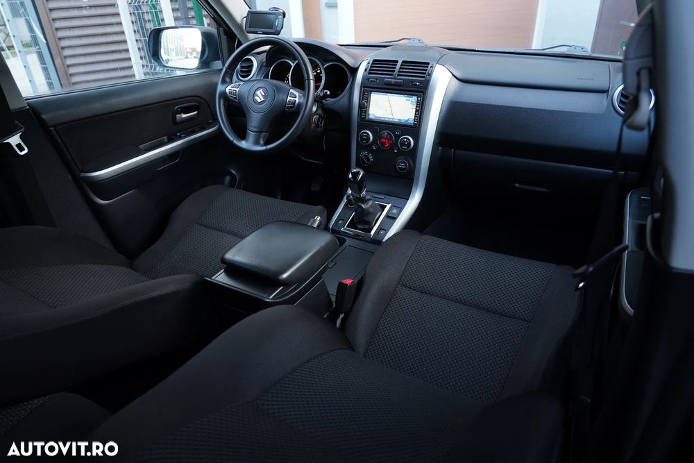 Suzuki Grand Vitara 1.9 DDiS X30 - 7