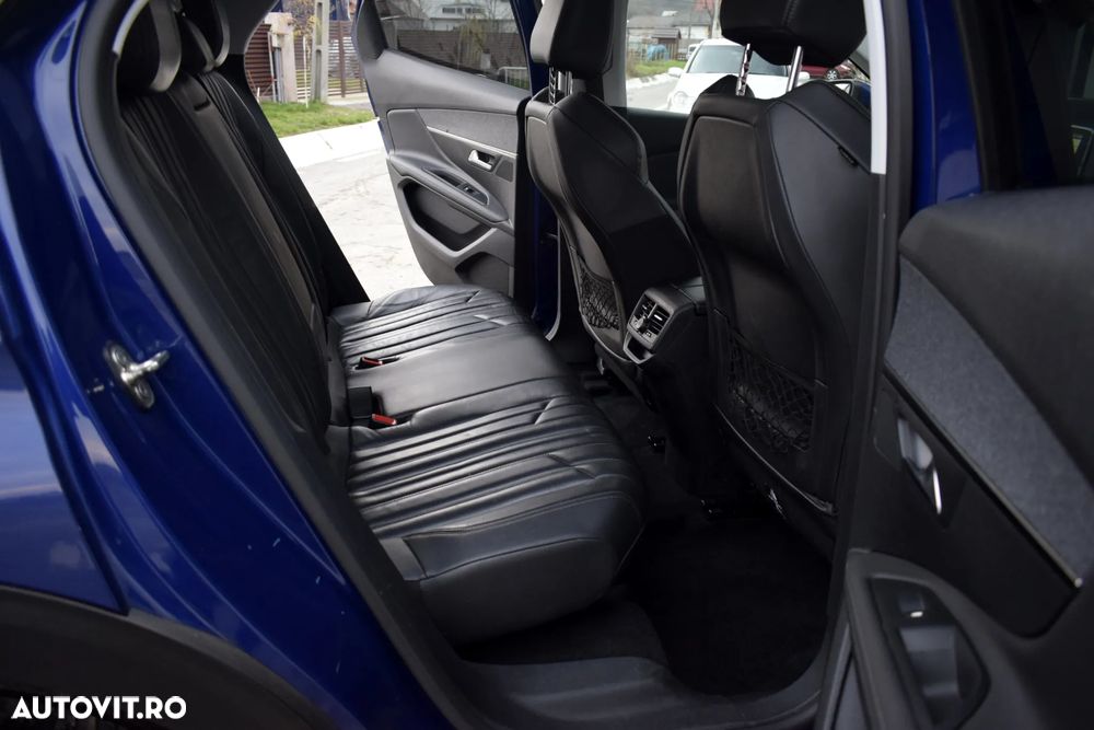 Peugeot 3008 1.6 BlueHDI S&S EAT6 Allure - 11