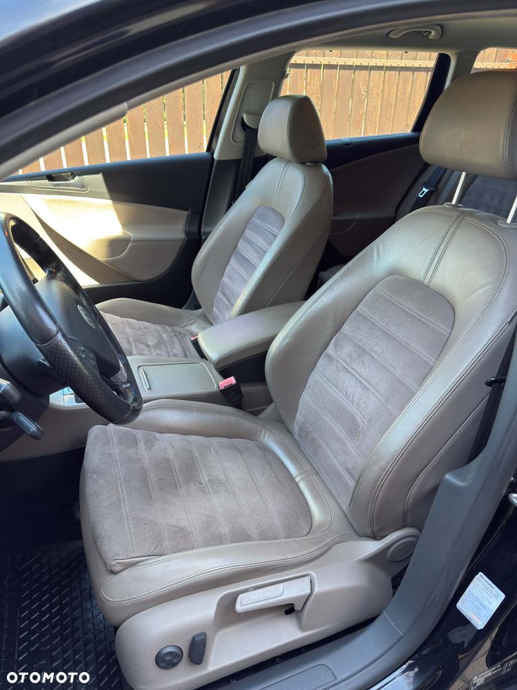 Volkswagen Passat 2.0 TDI DPF Sportline DSG - 15