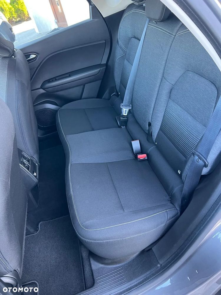 Renault Captur - 21