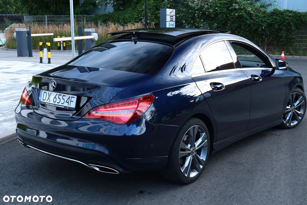 Mercedes-Benz CLA 180 7G-DCT Peak Edition - 18