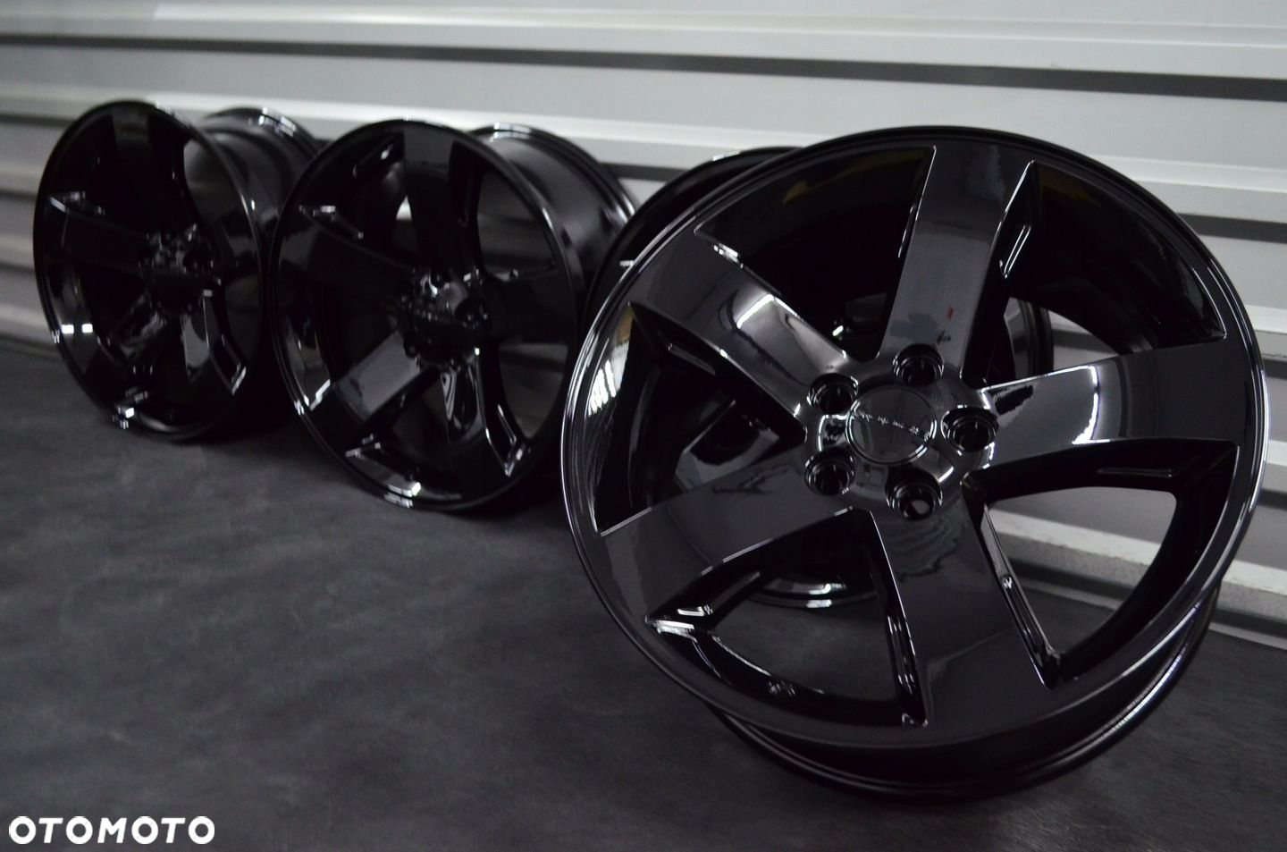 Felgi 5x115 R18 Chrysler 300C DODGE challenger magnum LANCIA Thema - 8