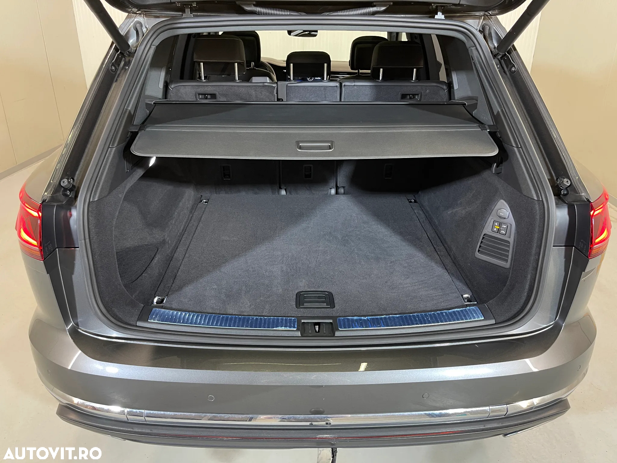 Volkswagen Touareg V6 TDI Elegance - 14
