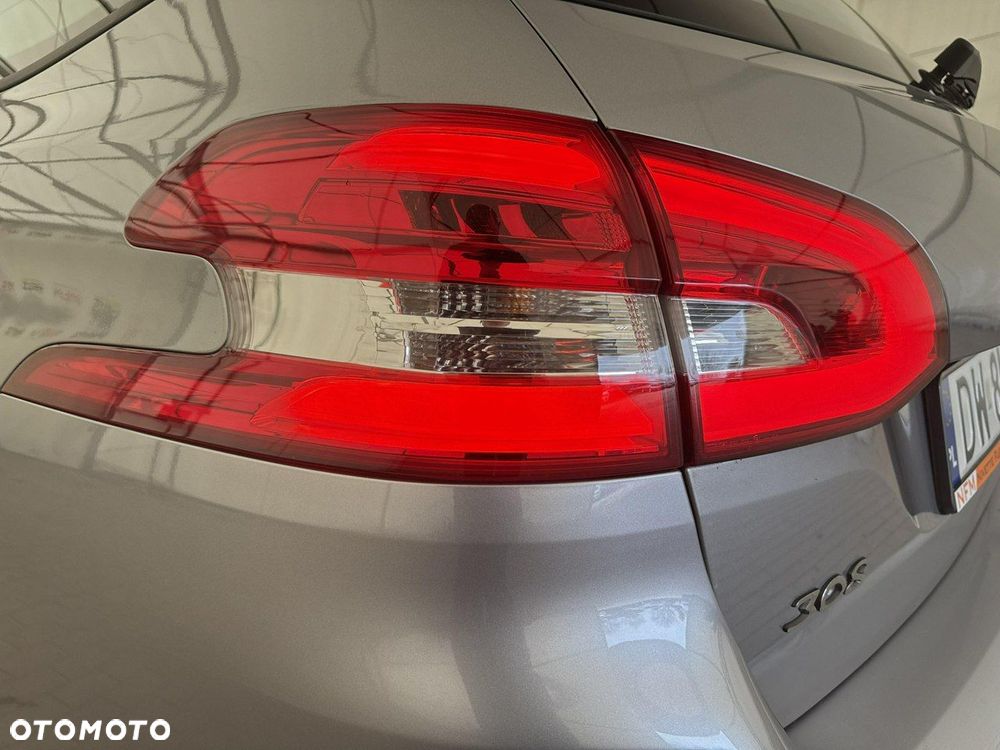 Peugeot 308 - 30