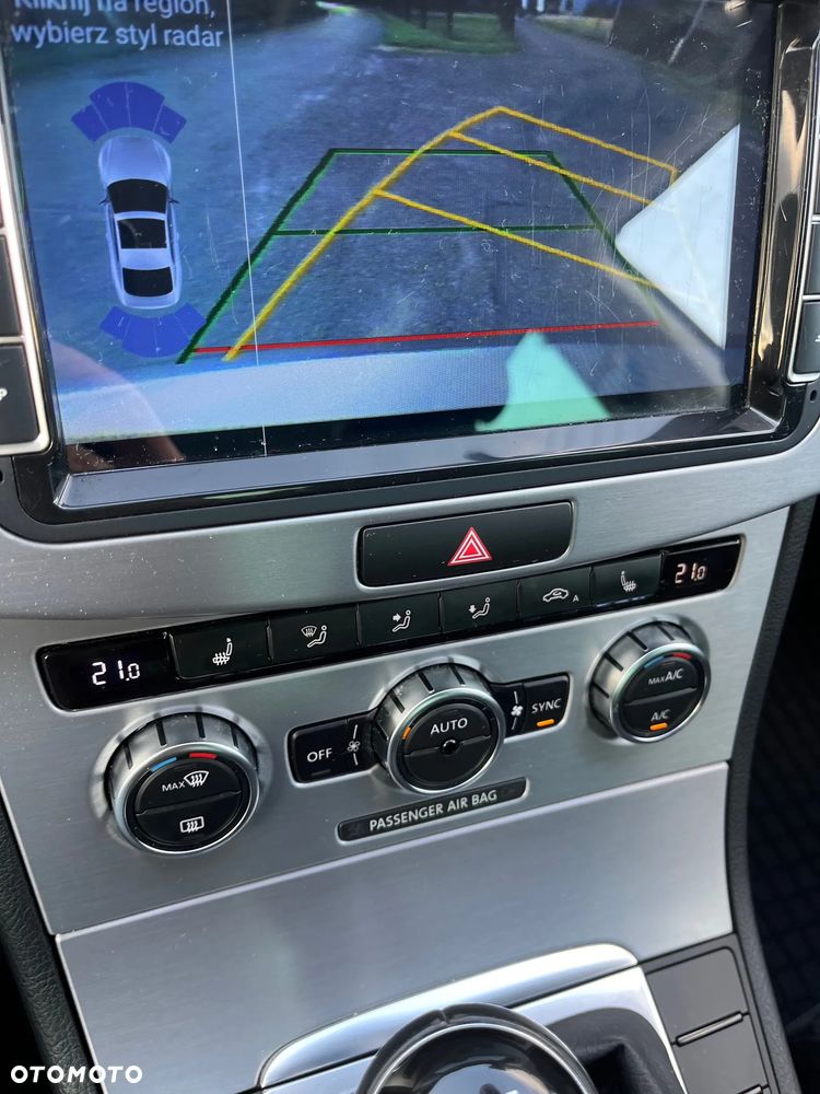 Volkswagen Passat CC - 24