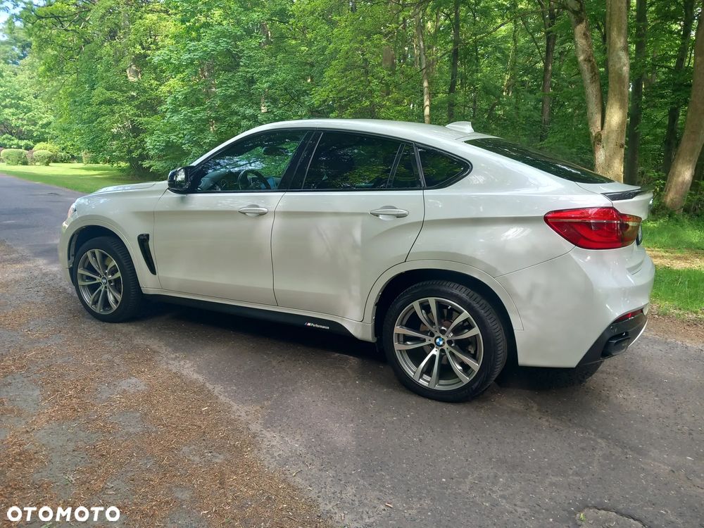 BMW X6 xDriveM50d - 22
