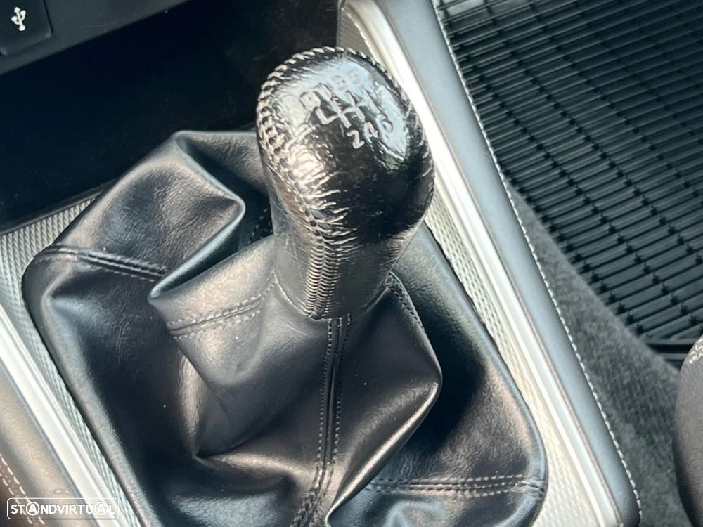 Mitsubishi L200 2.3 DI-D Strakar Space Cab Intense 4WD - 18