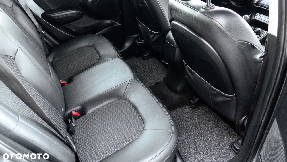 Hyundai ix35 1.7 CRDi Classic 2WD - 23