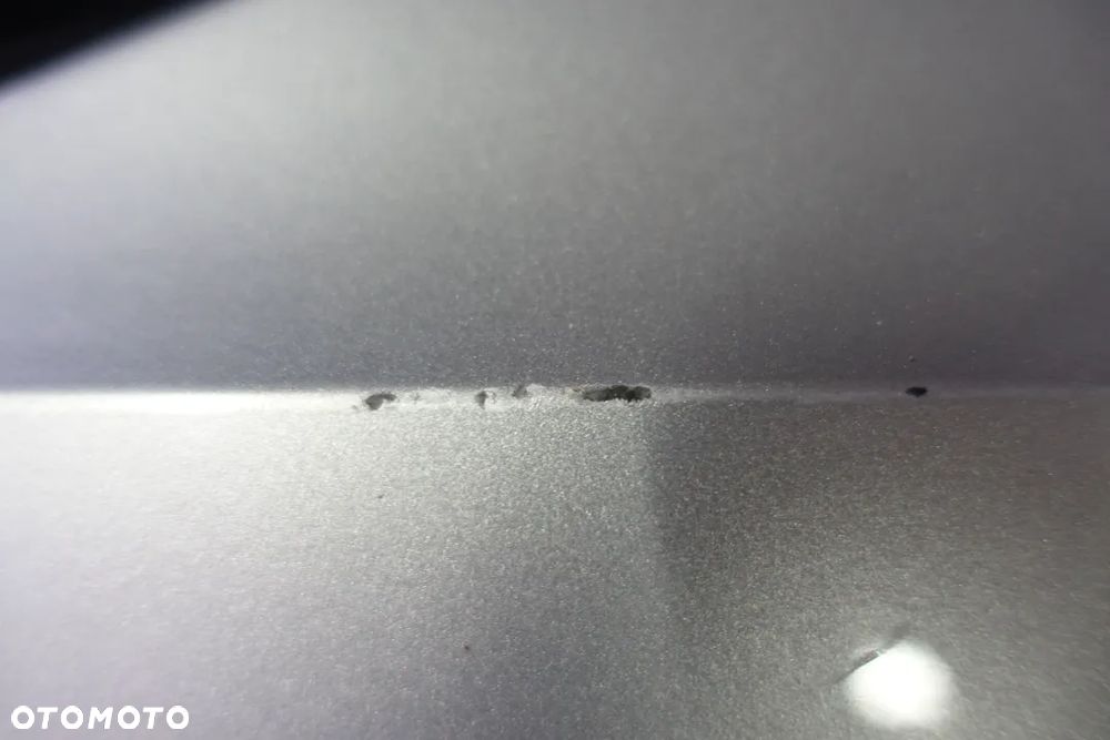 LISTWA DRZWI LEWY TYŁ AUDI E-TRON - 2