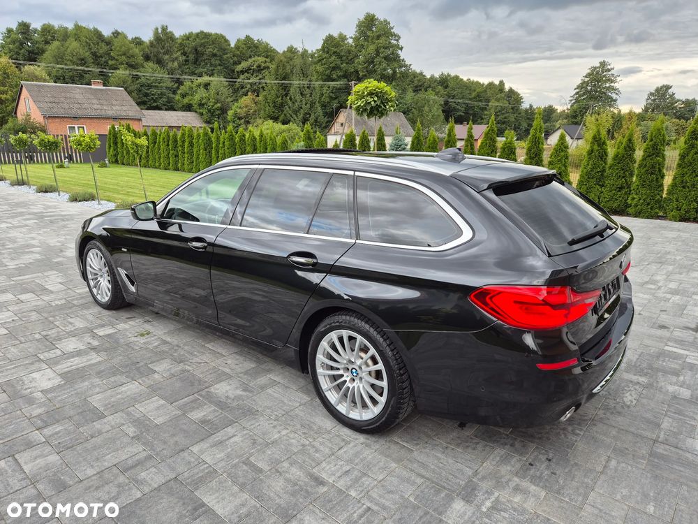 BMW Seria 5 520d Touring Luxury Line - 6