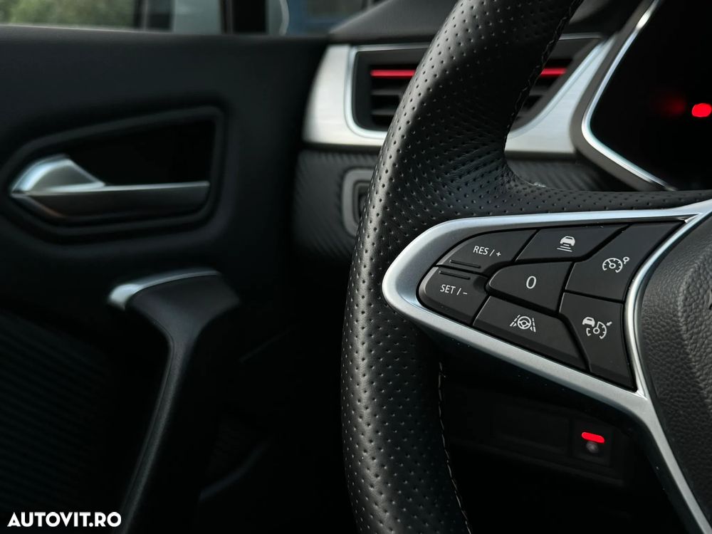 Renault Captur E-TECH PLUG-in 160 R.S. LINE - 23