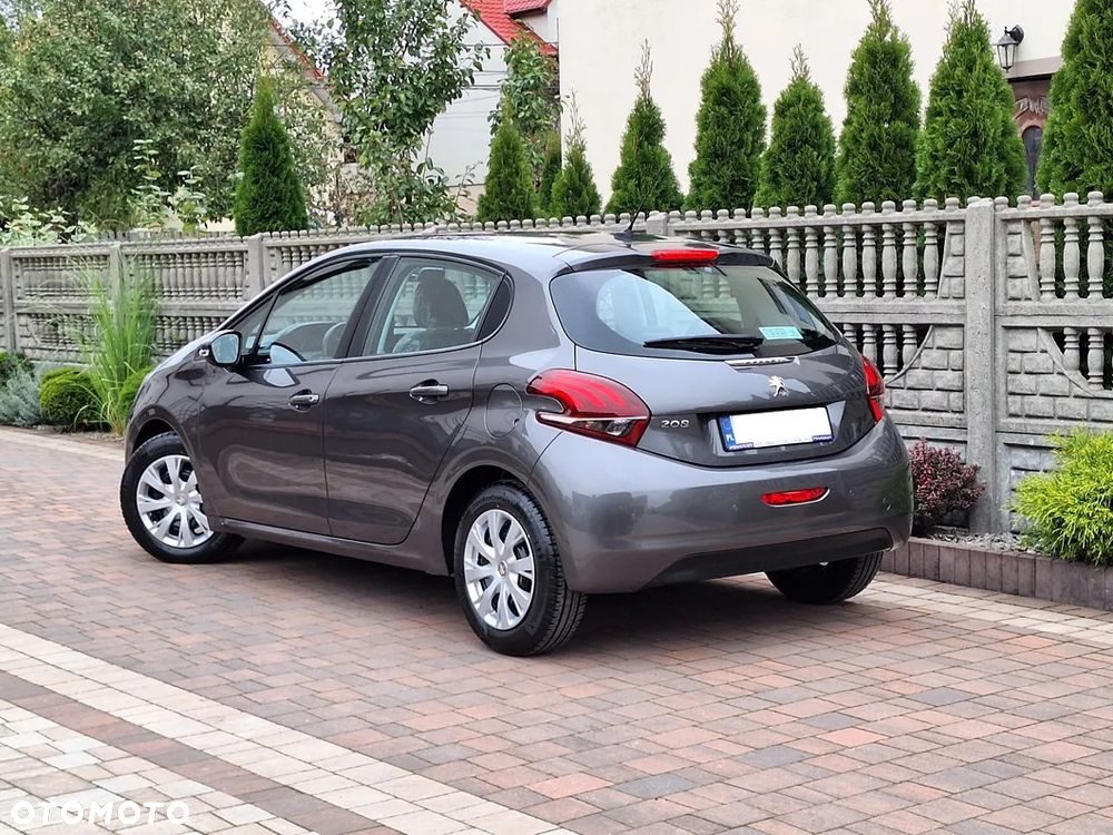 Peugeot 208 1.2 PureTech Allure - 36