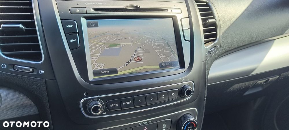 Kia Sorento 2.2 CRDI XL 7os - 15