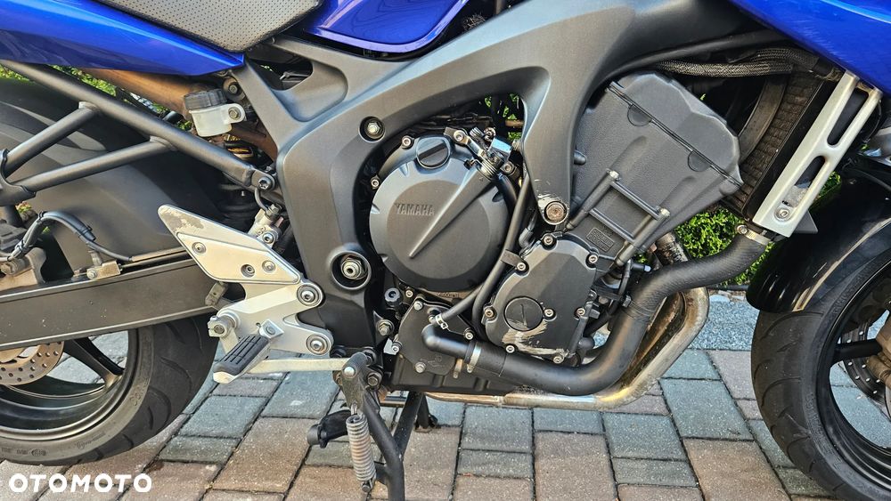 Yamaha FZ6 - 25