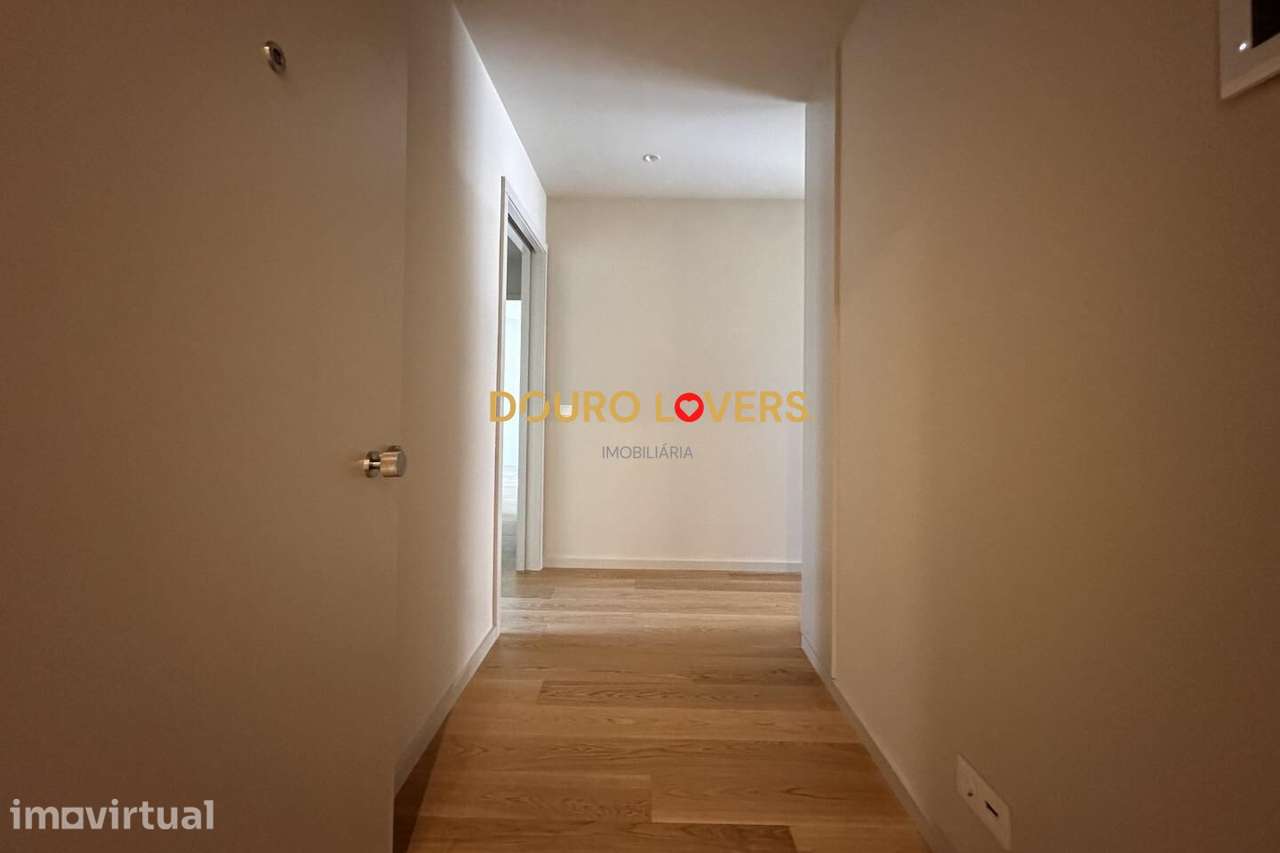 Apartamento T3 nos Jardins d’Arrábida, Vila Nova de Gaia - Grande imagem: 2/28