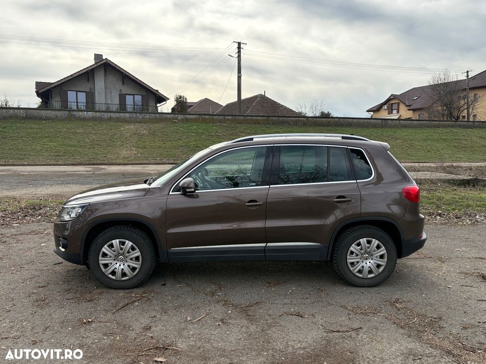 Volkswagen Tiguan 2.0 TDI 4Motion DSG Sport & Style - 2