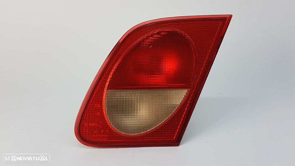 FAROLIM TRASEIRO DIREITO MERCEDES CLASE E (W210) BERLINA DIESEL 300 TURBODIESEL... - 1