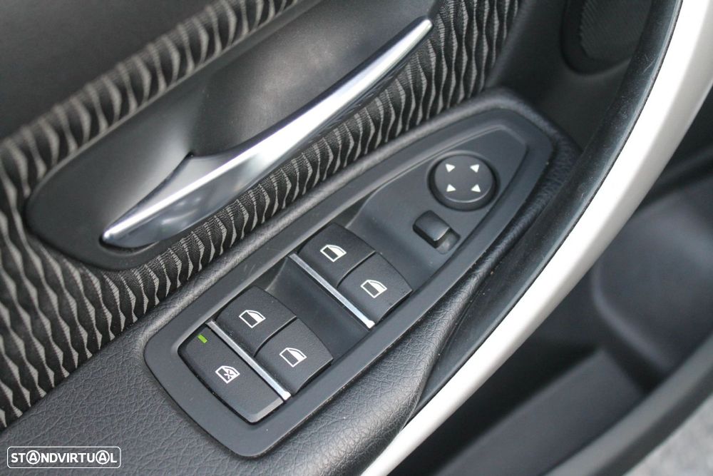 BMW 318 d Touring Advantage Auto - 5