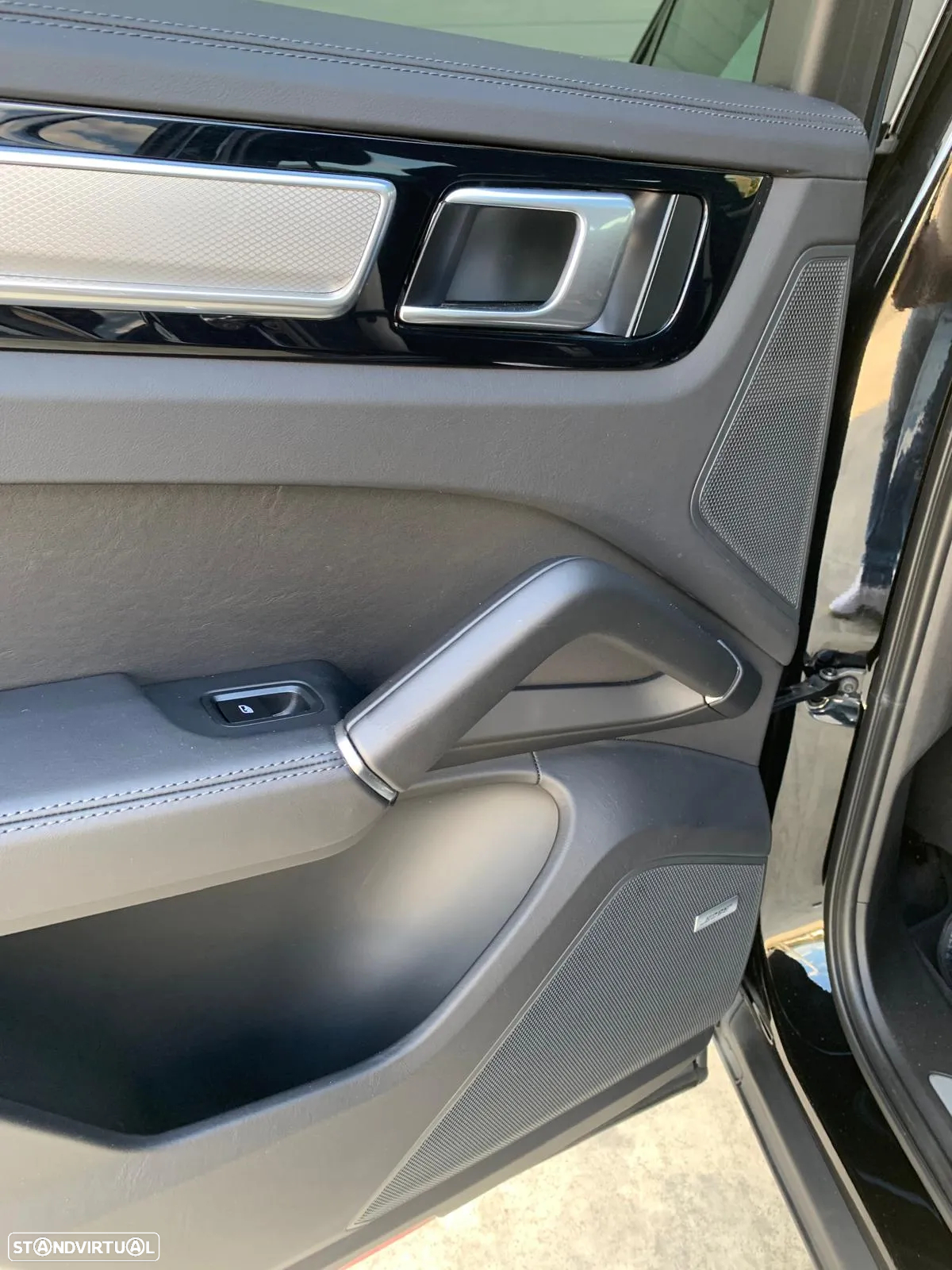 Porsche Cayenne Coupé E-Hybrid Platinum Edition - 31