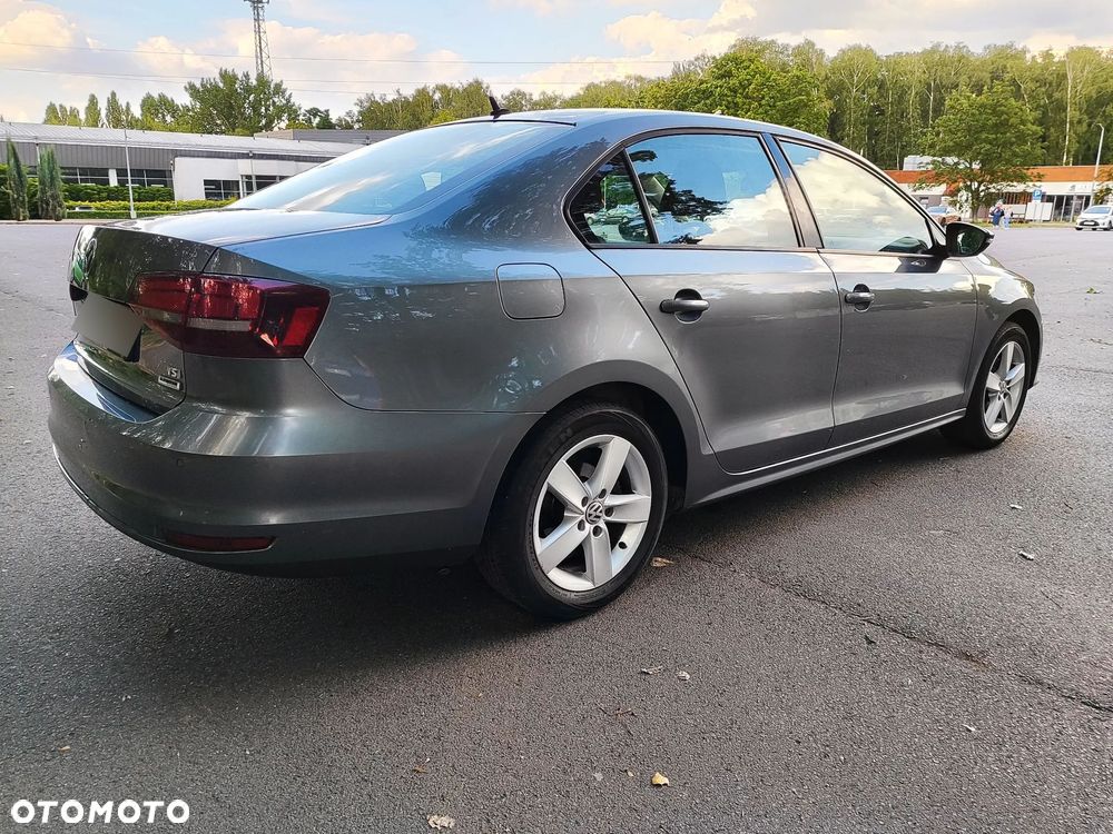 Volkswagen Jetta 1.4 TSI BMT Comfortline - 12