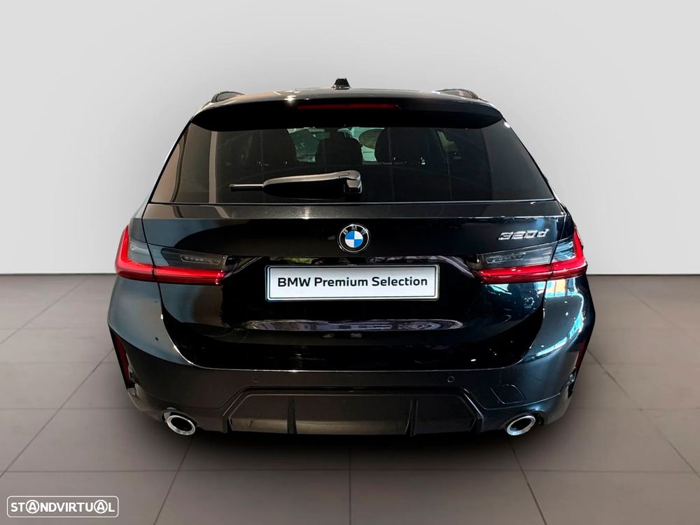 BMW 320 d Touring Pack Desportivo M Auto - 5