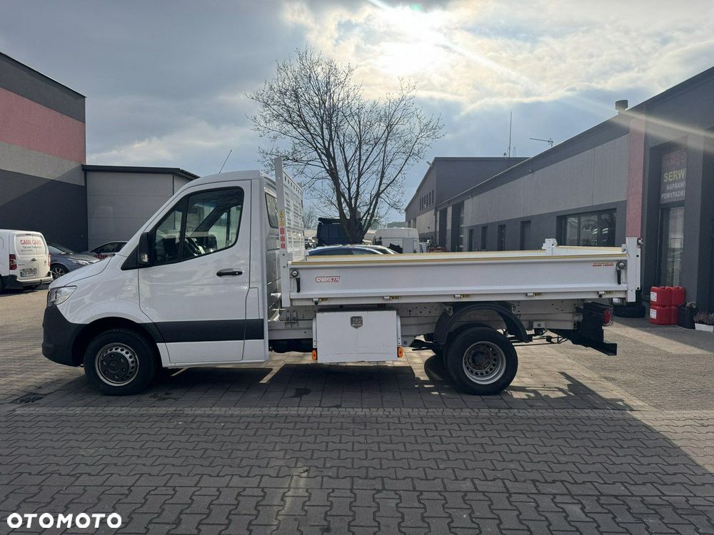Mercedes-Benz Sprinter - 3