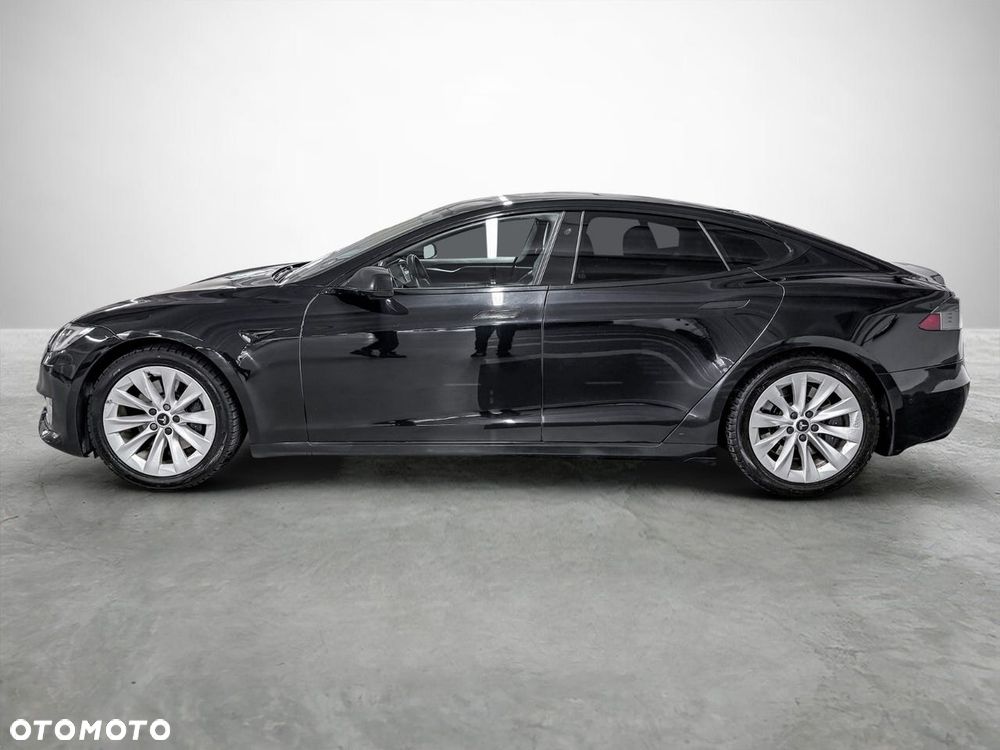 Tesla Model S - 2