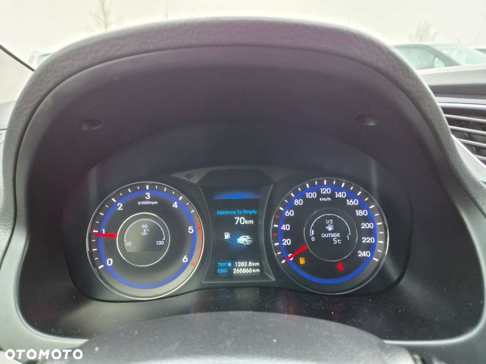Hyundai i40 - 12
