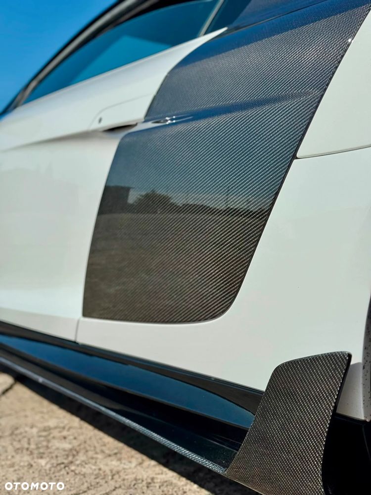 Audi R8 Coupé - 11