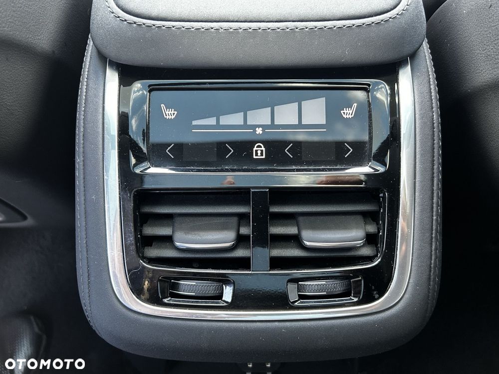 Volvo XC 90 - 28