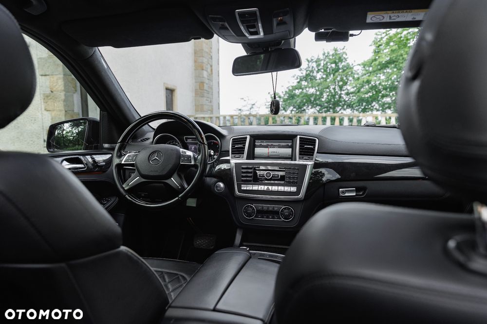 Mercedes-Benz ML 350 BlueTEC 4-Matic - 11