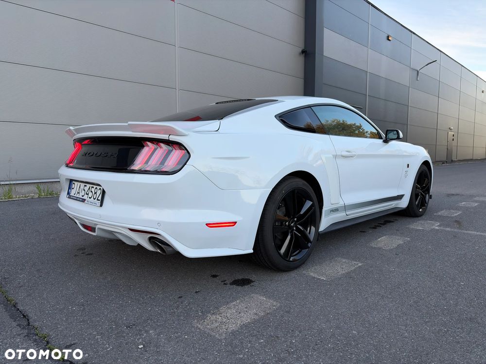 Ford Mustang 3.7 V6 - 3