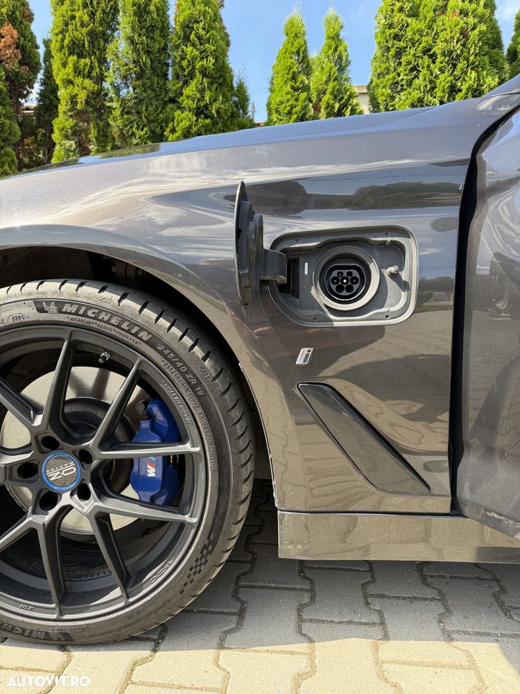 BMW Seria 5 530i AT MHEV - 2